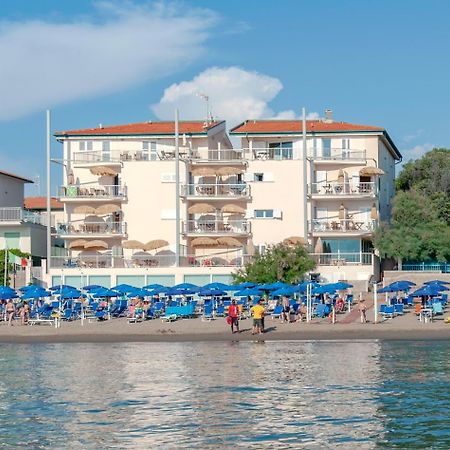 Residence Villa Lo Scoglietto Сан-Винченцо Экстерьер фото